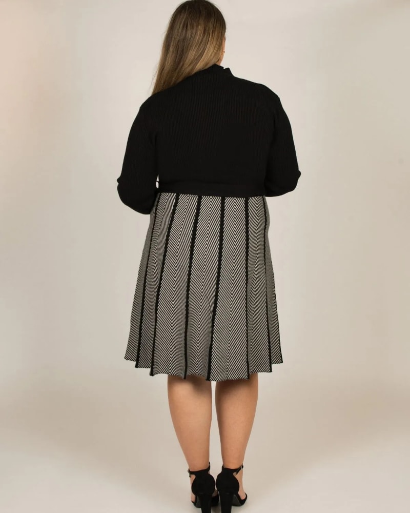 Black and white herringbone skirt hotsell